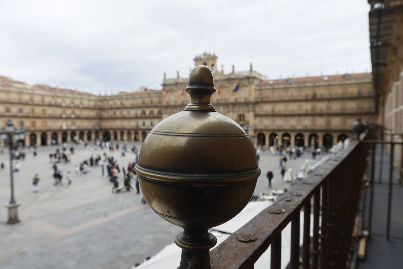 Jardines, corridas de toros o grandes ferias: así ha cambiado la Plaza Mayor de Salamanca en los últimos años