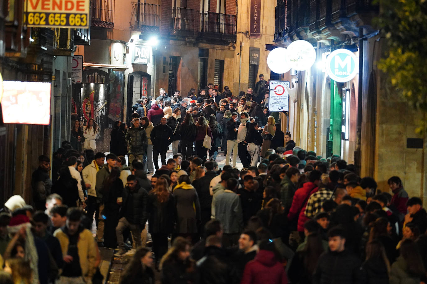 Salamanca en el ayer: así ha cambiado la calle Varillas en los últimos años