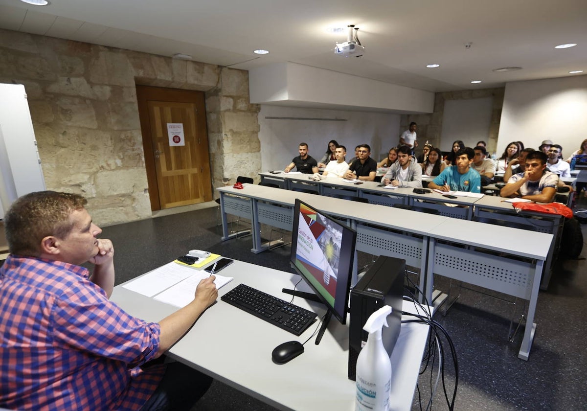 Buscar un empleo: mejor con una especialización de garantía