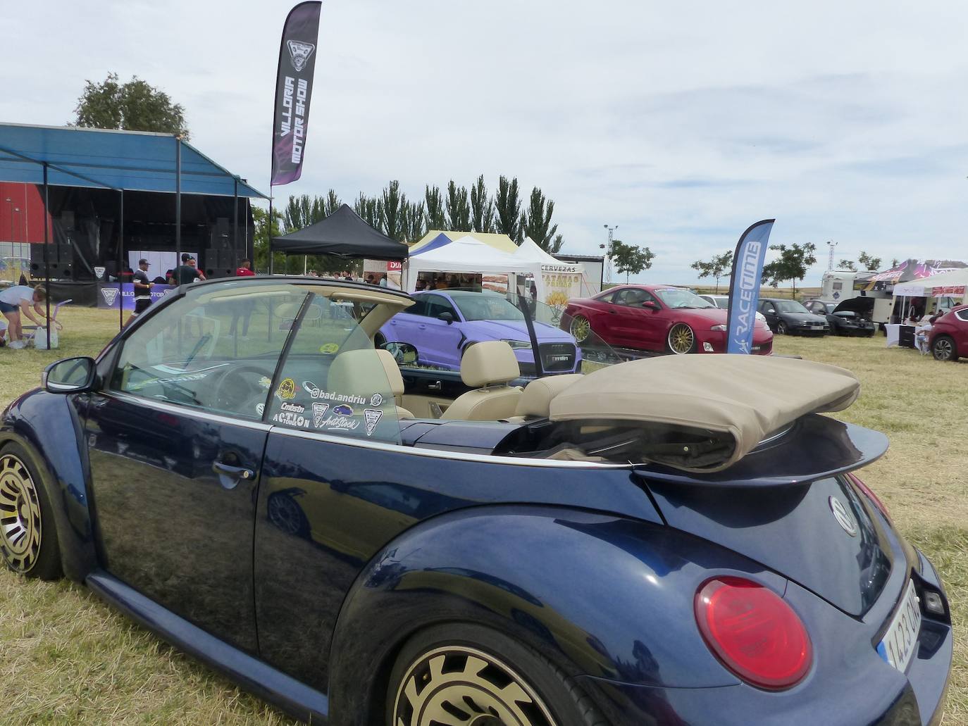 400 vehículos tunning hacen rugir a Villoria