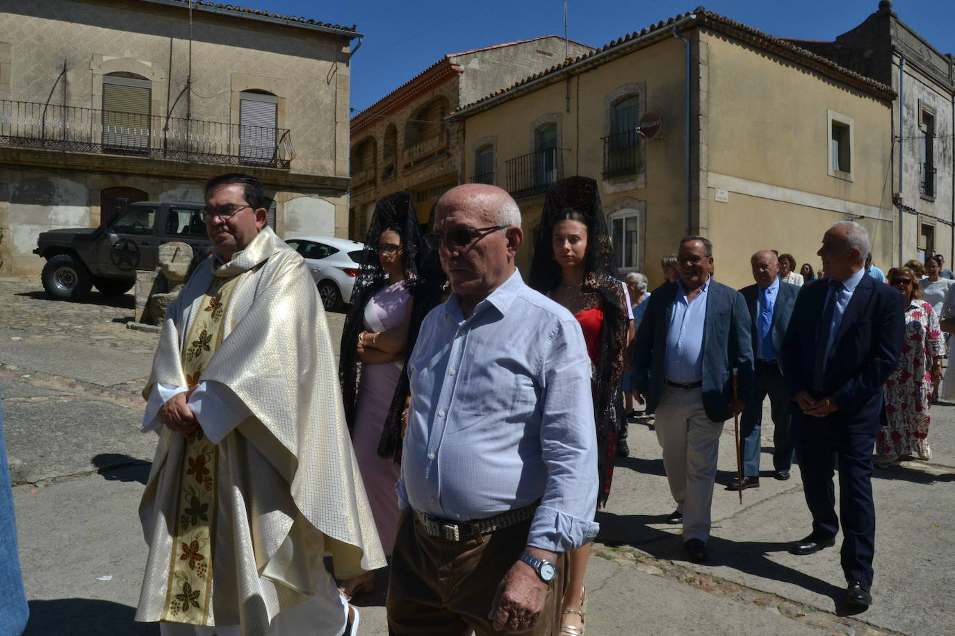 Hinojosa «echa la bandera» para vencer al poder feudal