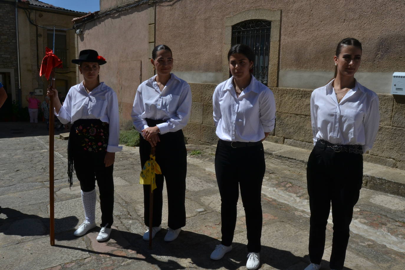 Hinojosa «echa la bandera» para vencer al poder feudal