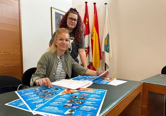 Las ediles Maria José García y Lucía Guinaldo presentaron la programación cultural estival.