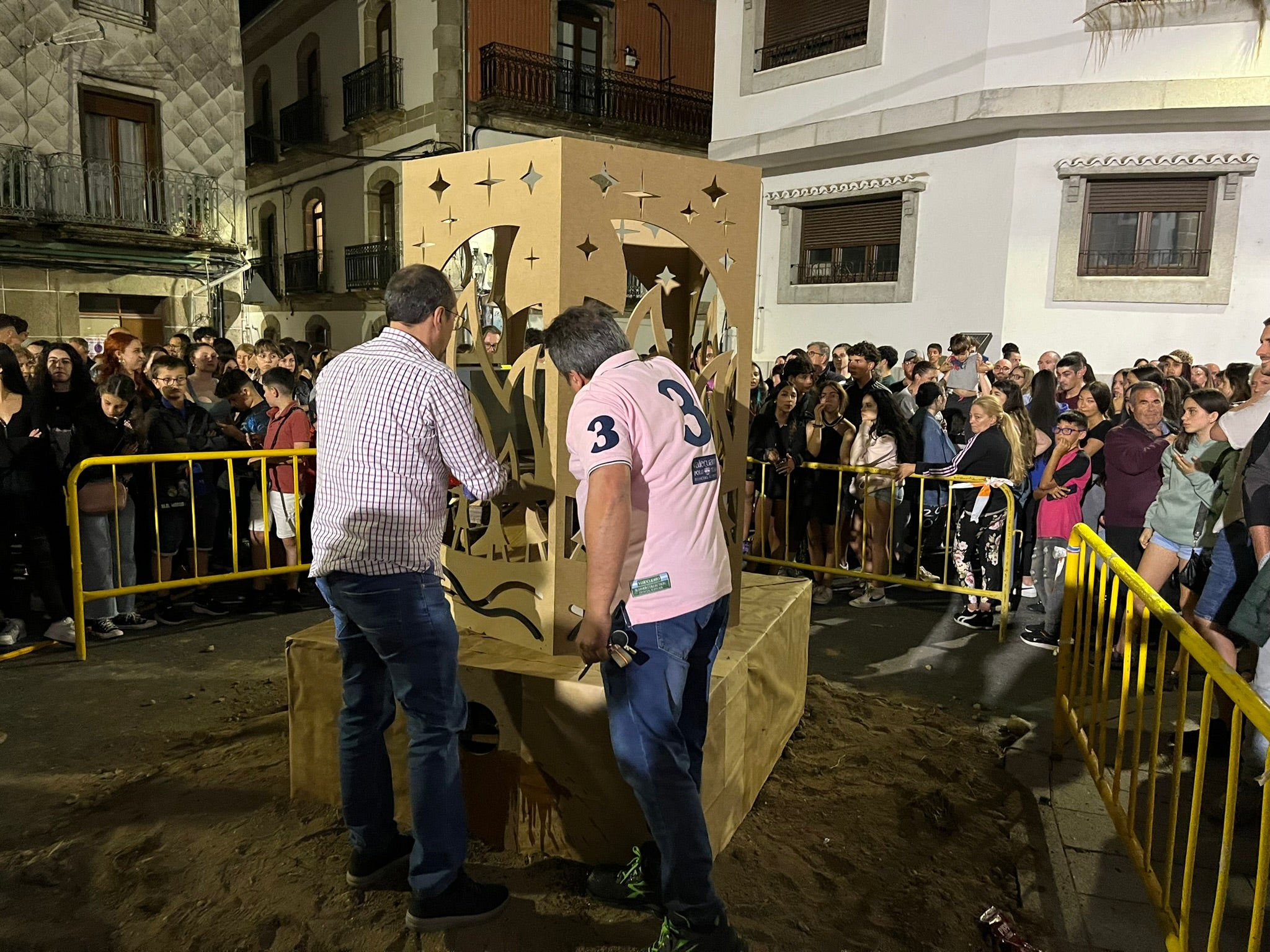 Lleno en la hoguera de San Juan en Béjar