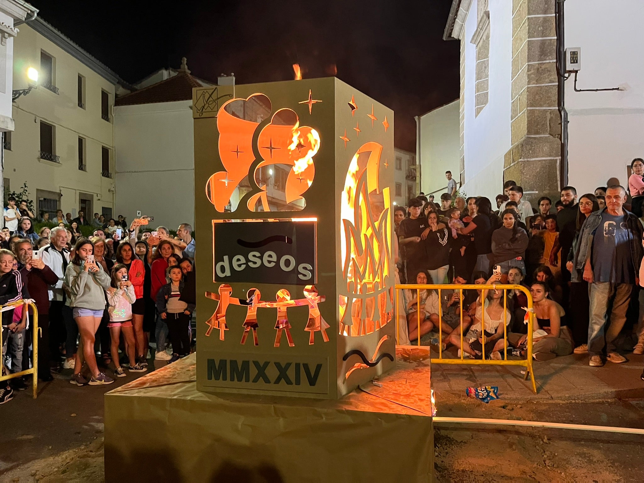 Lleno en la hoguera de San Juan en Béjar