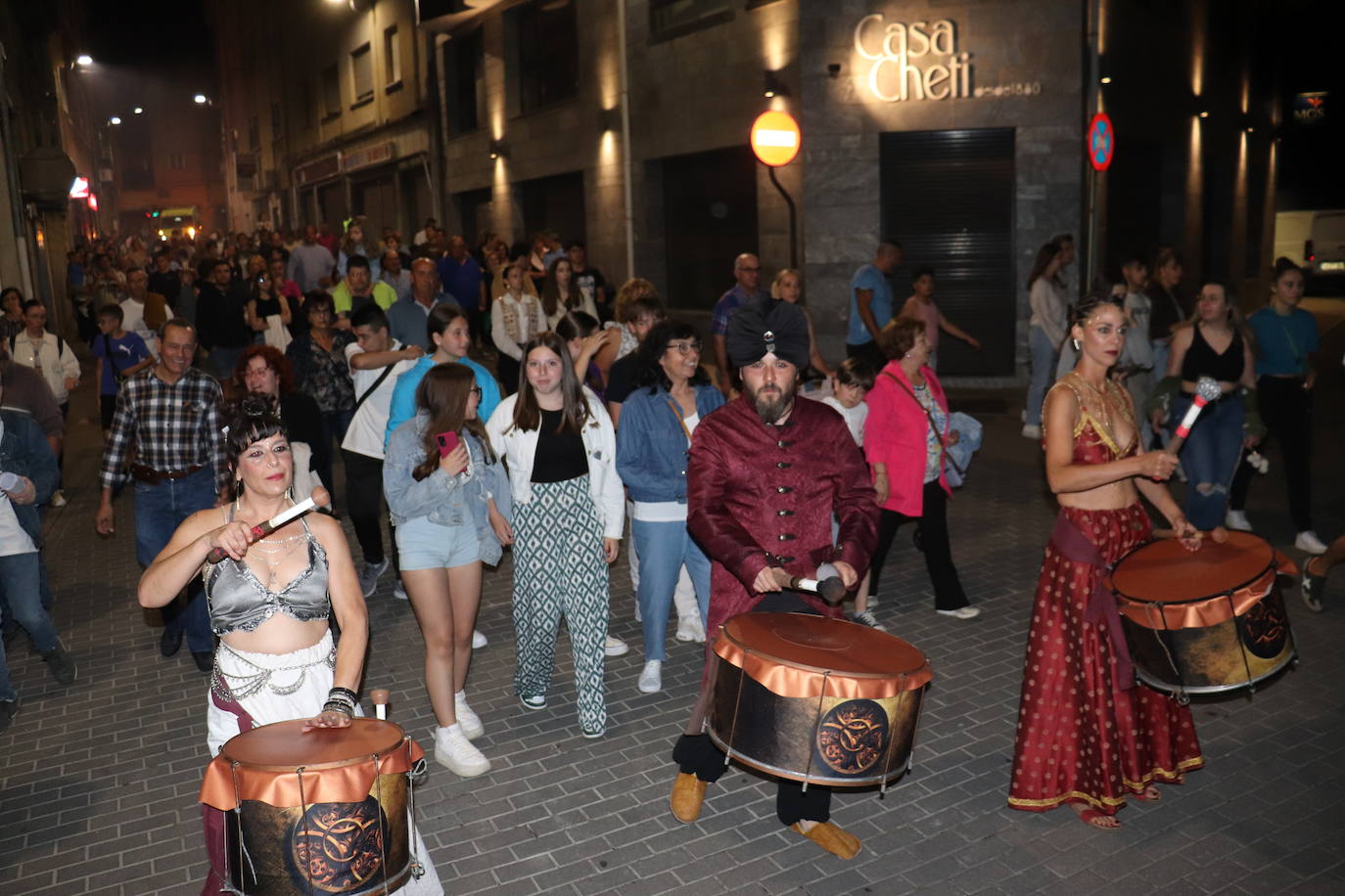 La magia de San Juan llena la noche de Guijuelo