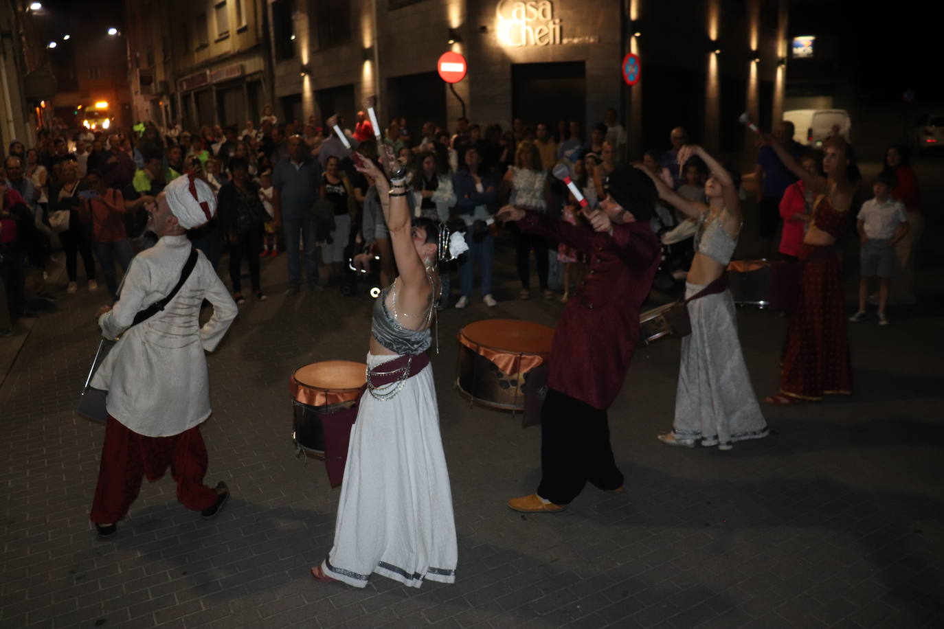 La magia de San Juan llena la noche de Guijuelo