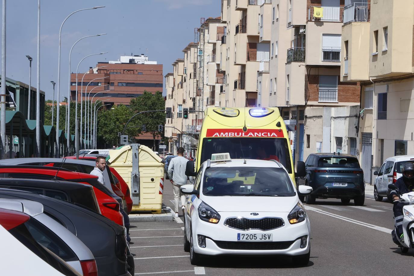 Así ha quedado el coche accidentado en la Avenida de Portugal