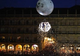 Terrazas en la Plaza Mayor durante el primer día del espectáculo Sylphes.