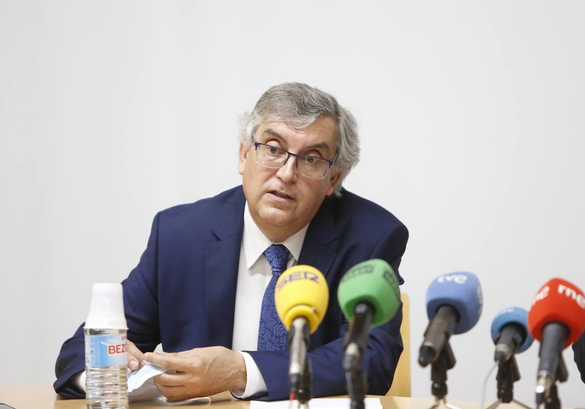 Emilio Fonseca, jefe del servicio de Oncología del Hospital de Salamanca.