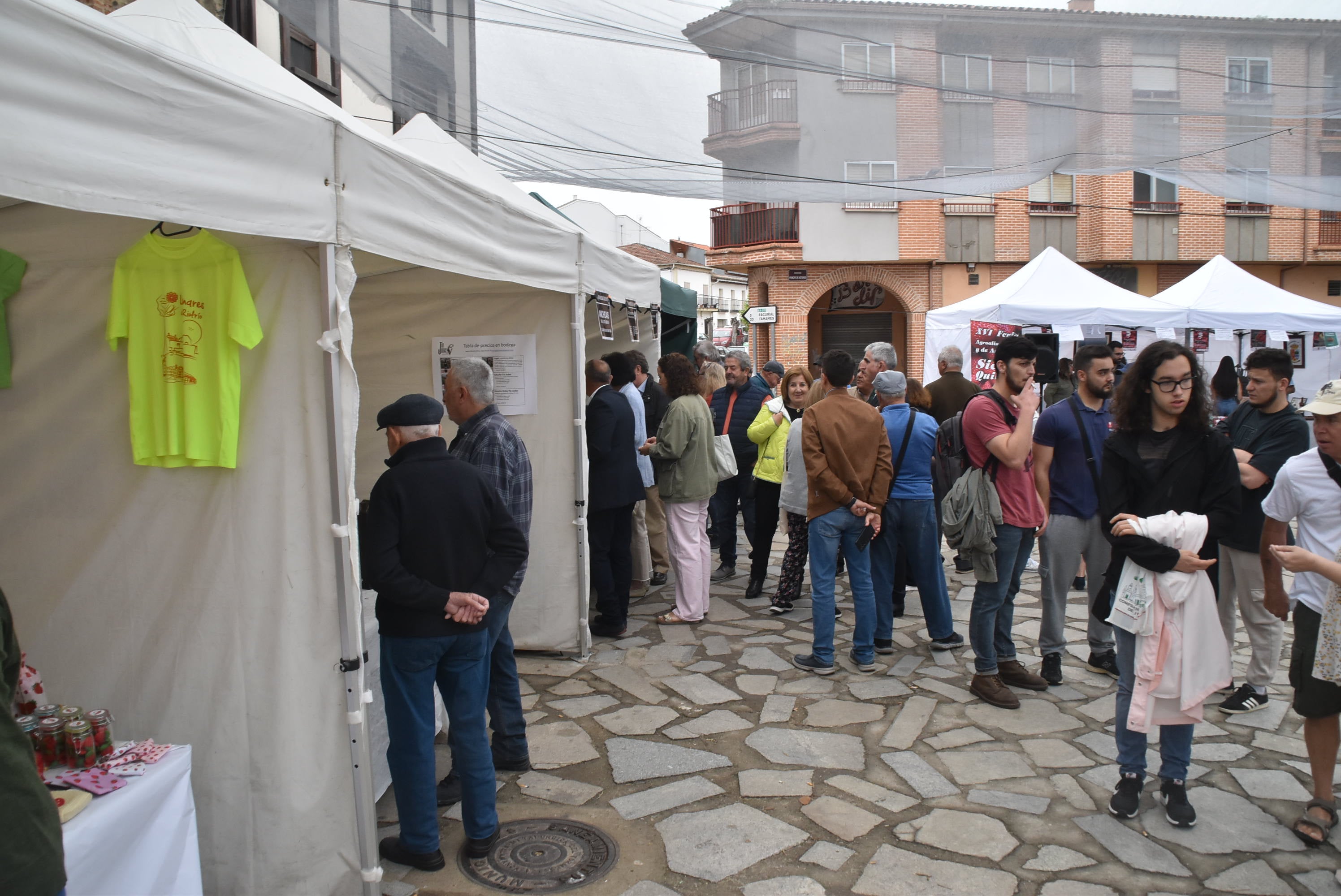 Linares reivindica su fresa autóctona