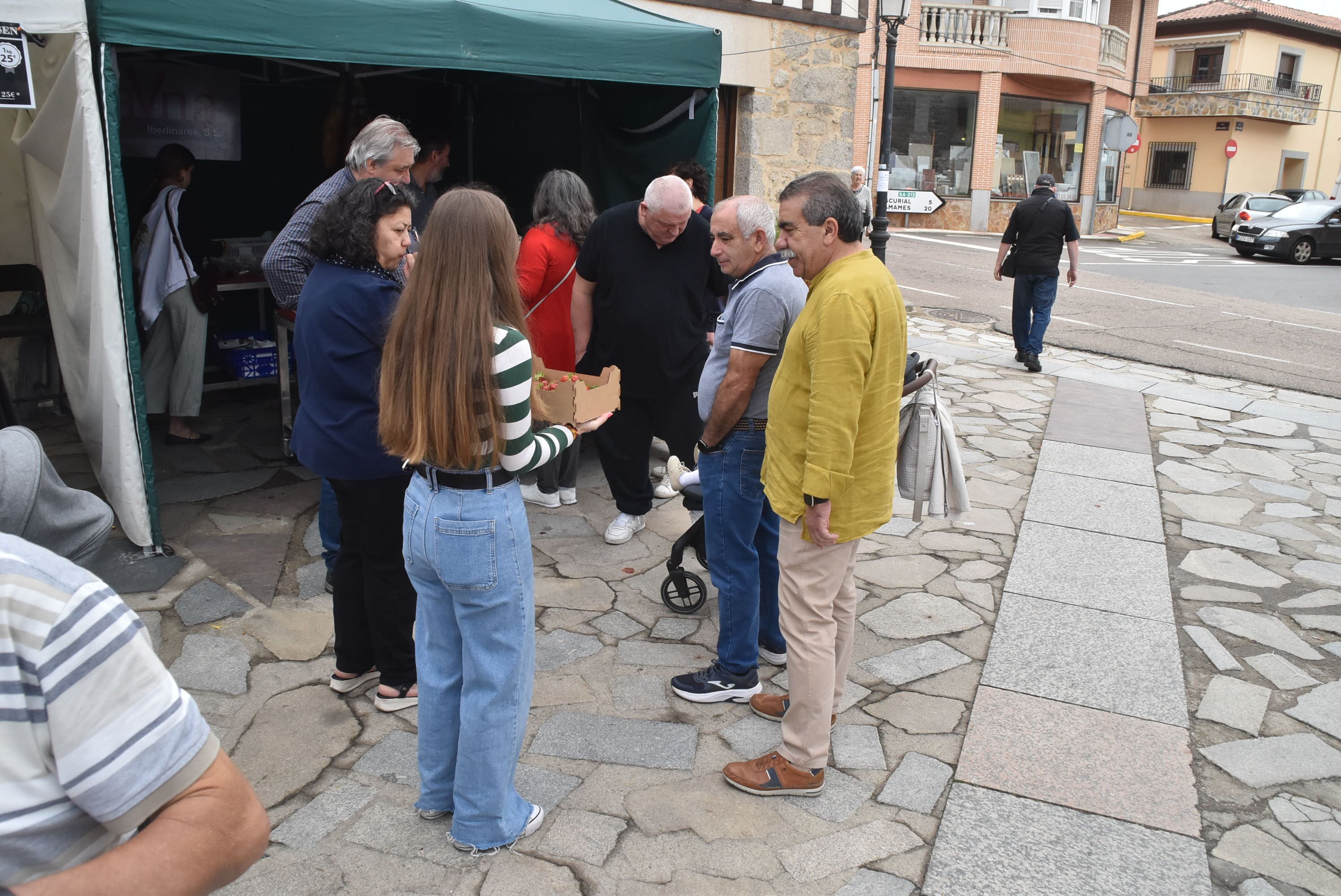 Linares reivindica su fresa autóctona