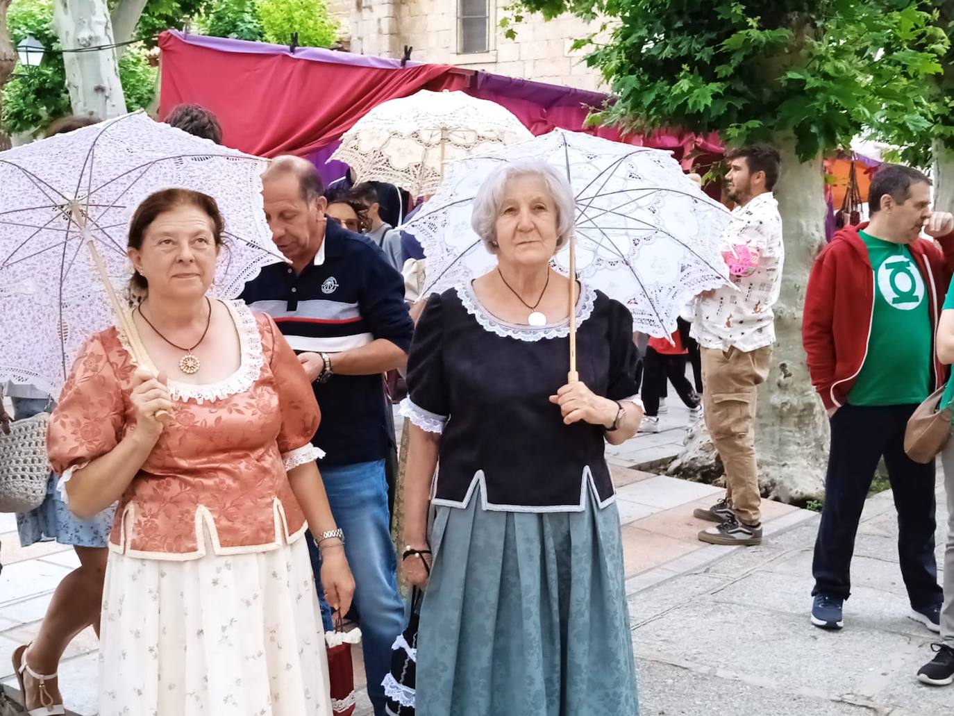 Aires goyescos para dar color a la fiesta en Piedrahita