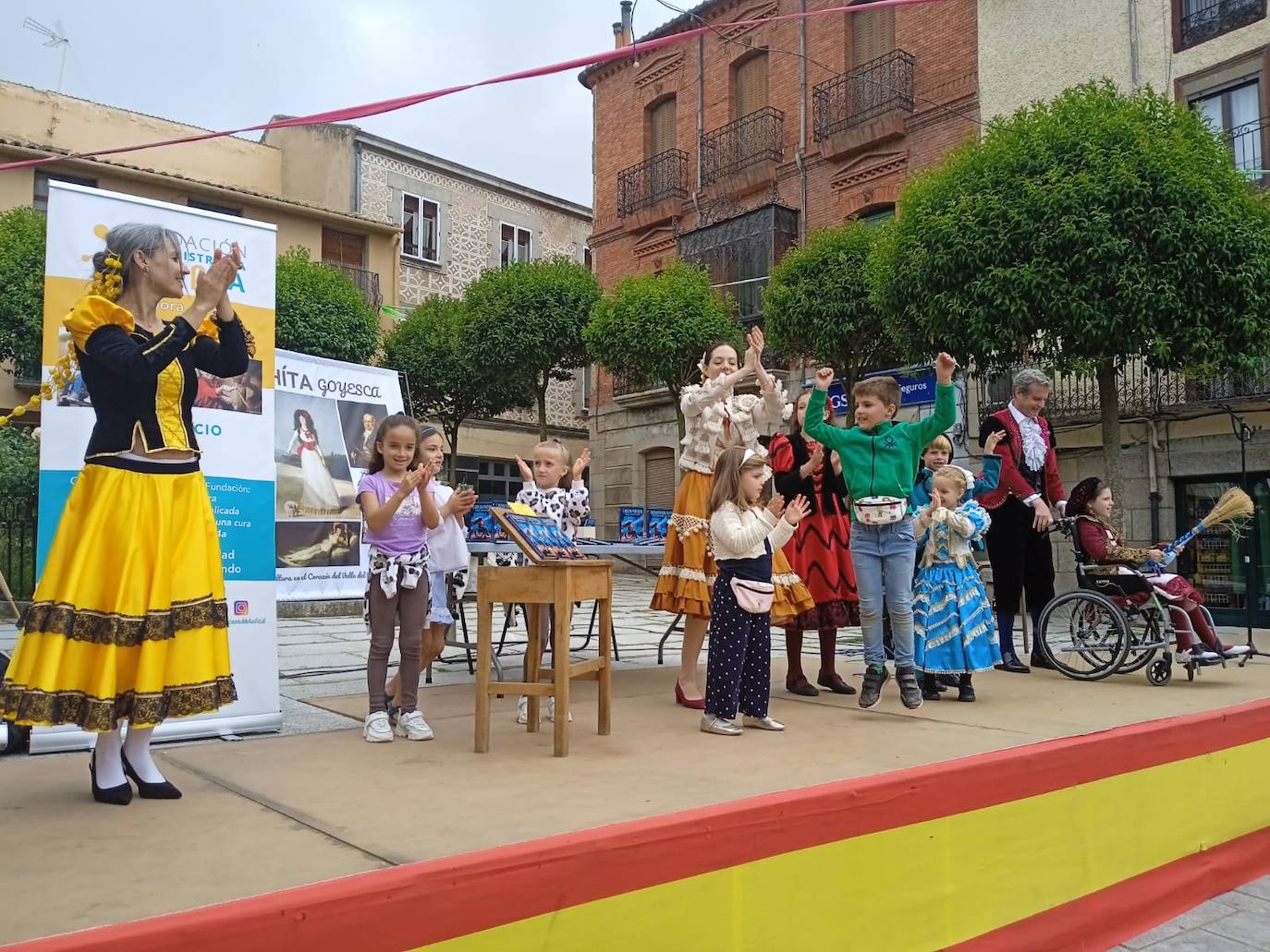 Aires goyescos para dar color a la fiesta en Piedrahita