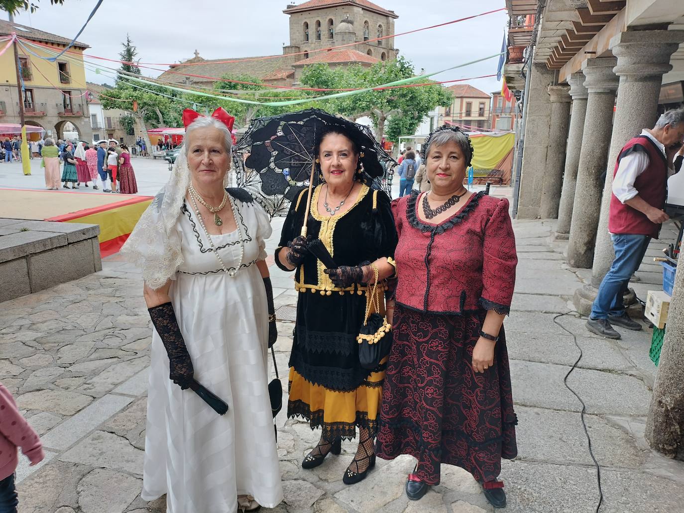 Aires goyescos para dar color a la fiesta en Piedrahita