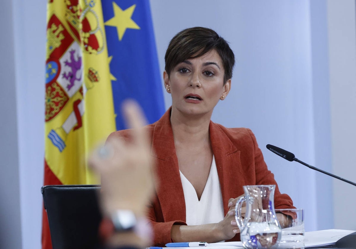 La Ministra Isabel Rodríguez durante una rueda de prensa