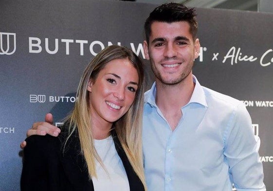 La pareja, durante la presentación de una colaboración empresarial.