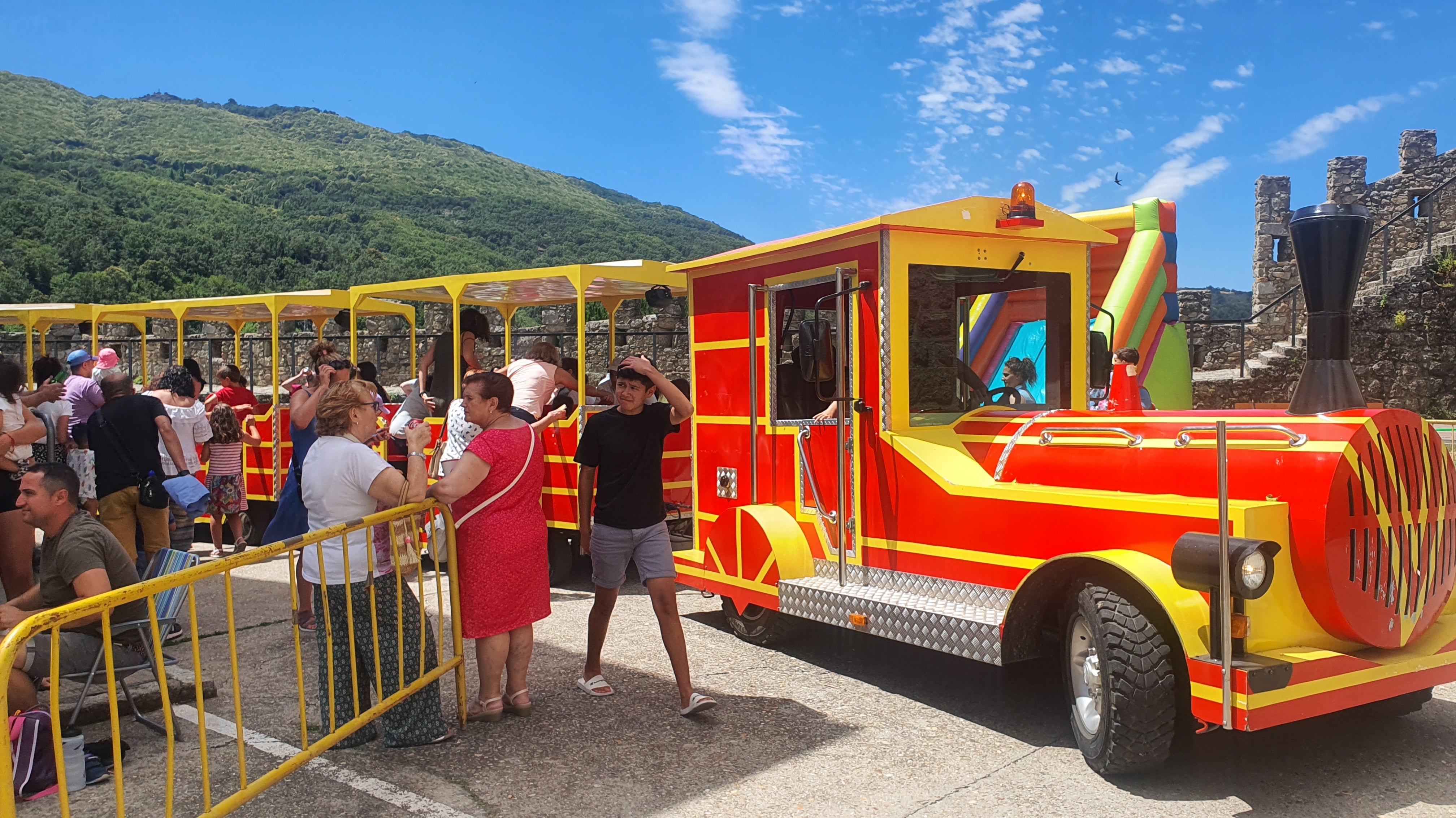 El barrio de La Antigua en Béjar despide unas fiestas con buena participación del público