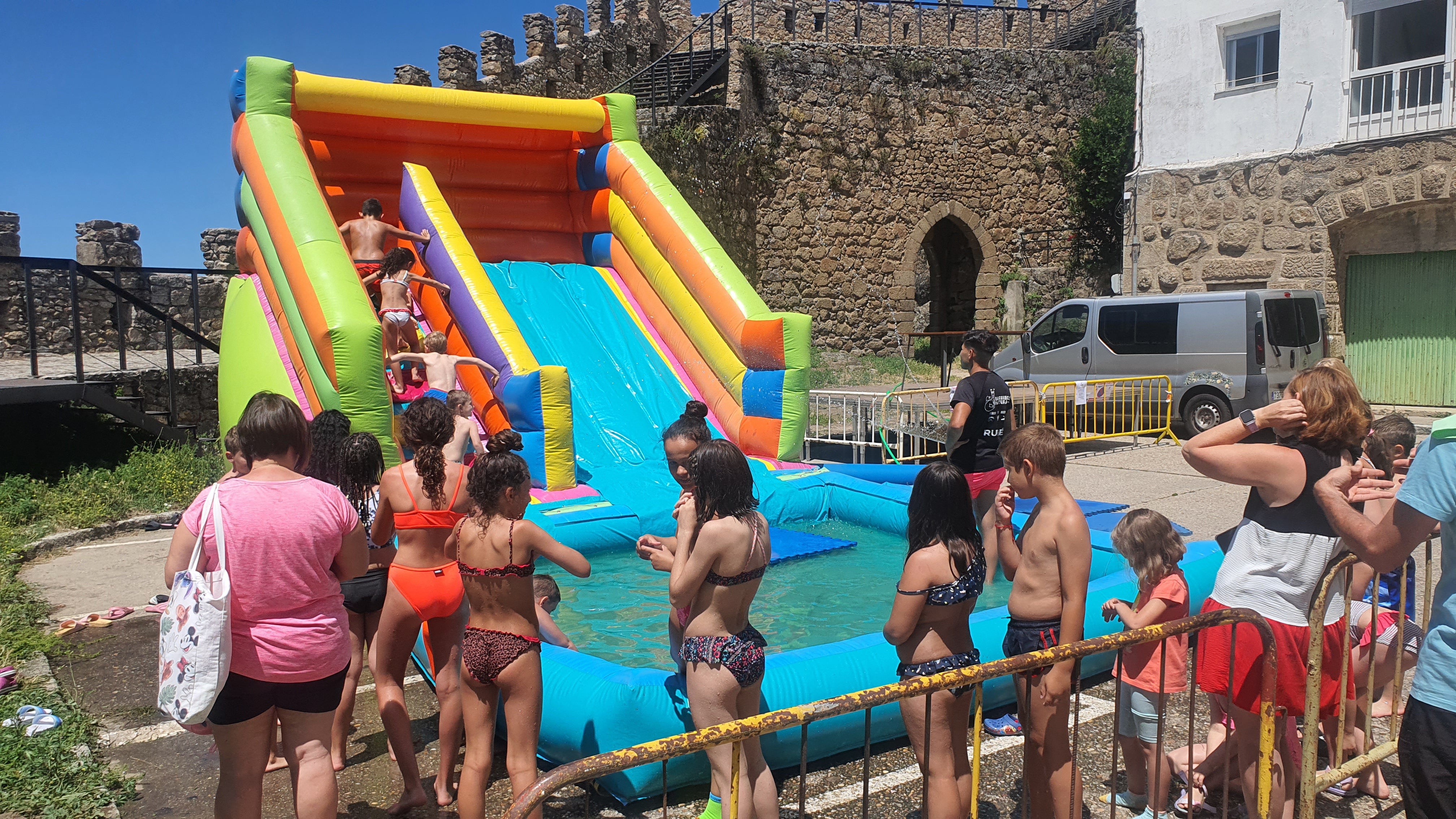 El barrio de La Antigua en Béjar despide unas fiestas con buena participación del público