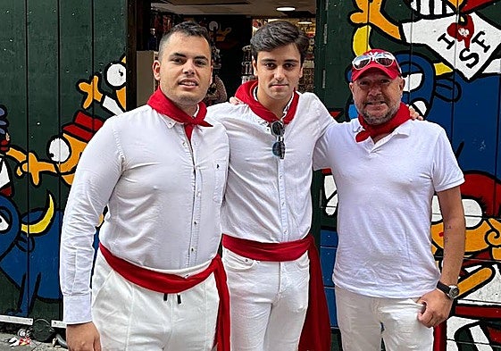 Los salmantinos Jaime González, Jesús Mesonero y Daniel Castilla en Pamplona.
