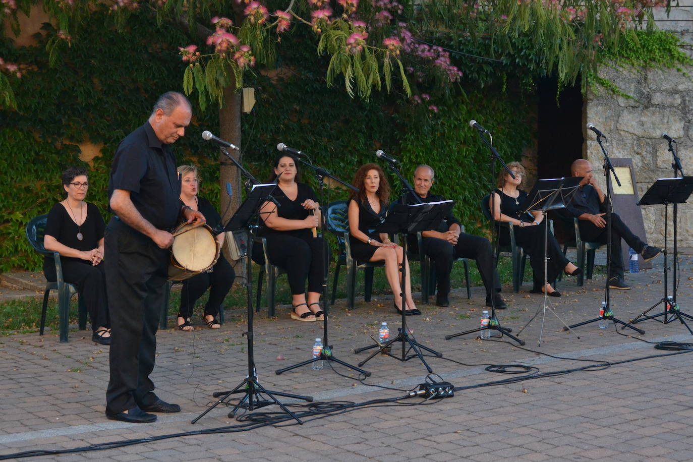 Las canciones tradicionales cierran las jornadas napoleónicas