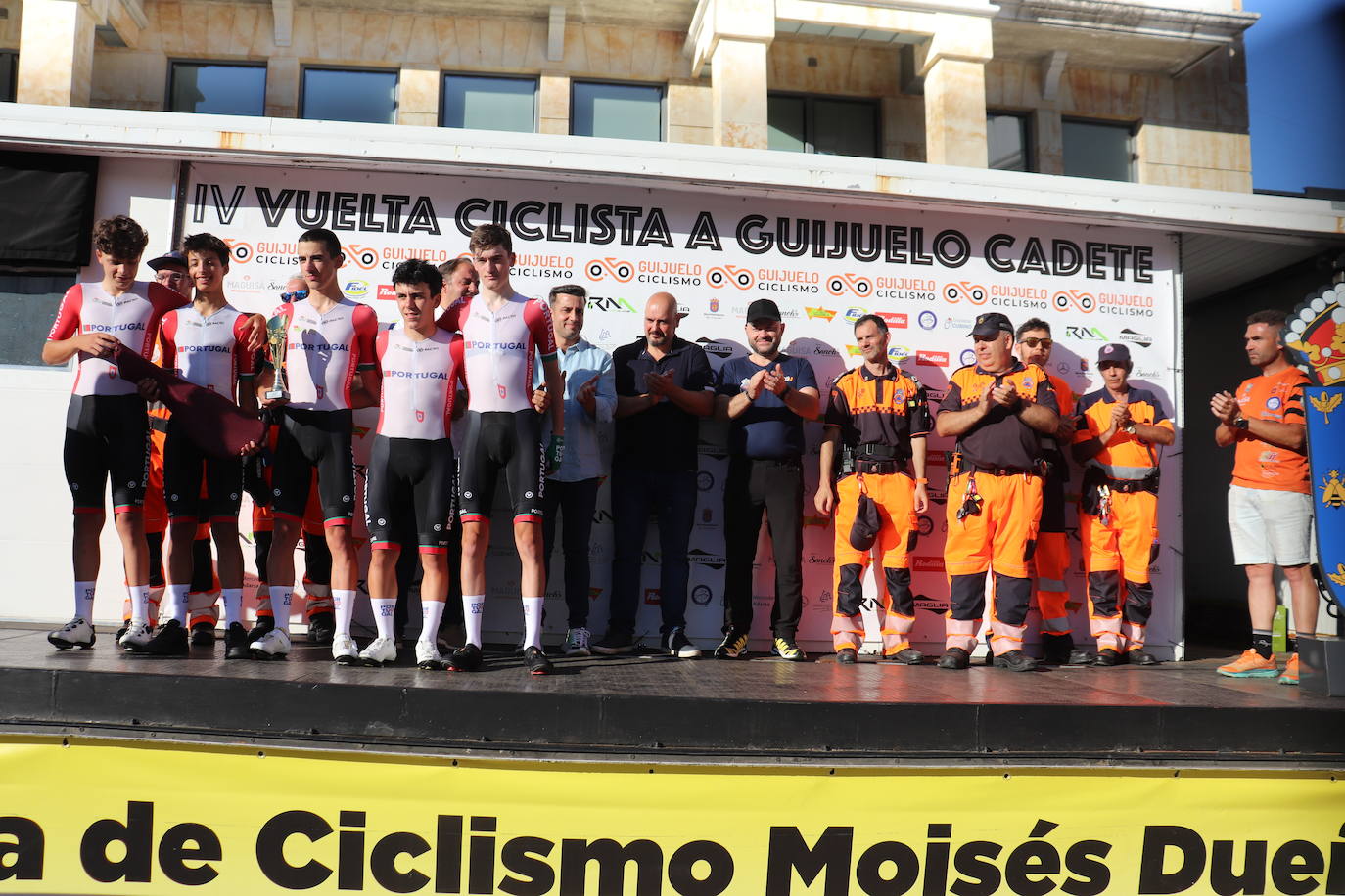 Acento portugués en el inicio de la IV Vuelta Ciclista a Guijuelo cadete