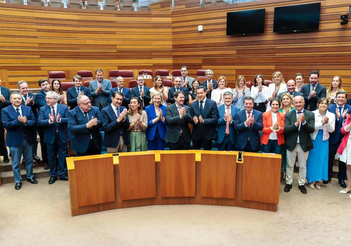 Así queda el nuevo Gobierno de Castilla y León tras la ruptura con Vox