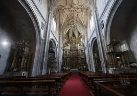 Imagen del interior de la iglesia de Sancti Spíritus, accesible durante los meses de julio y agosto.