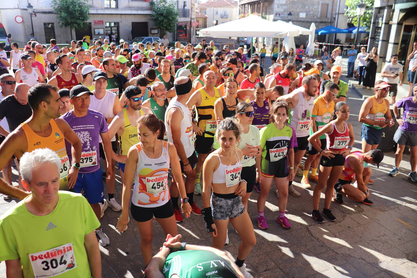 Linares de Riofrío disfruta con el cross de la Honfría