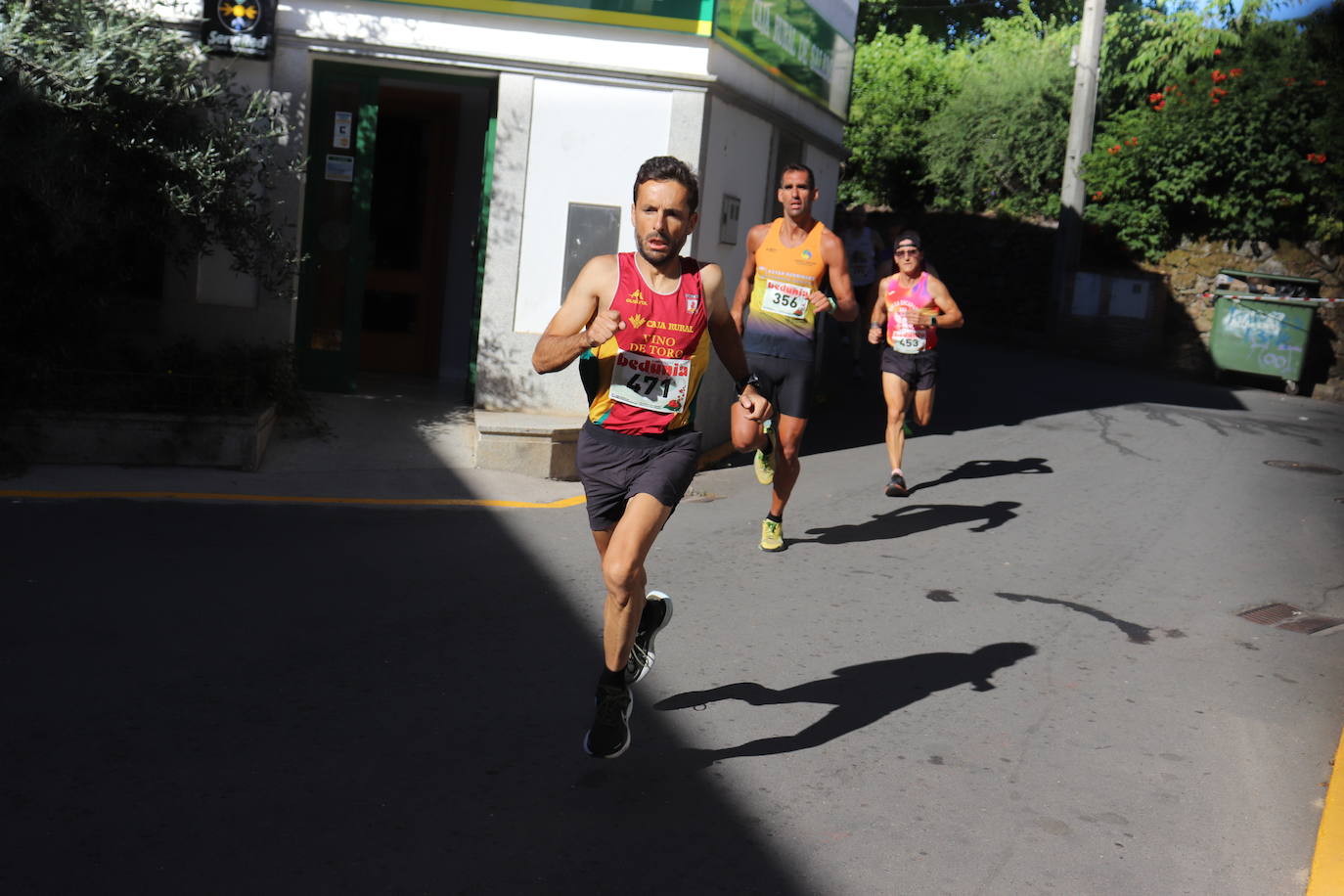 Linares de Riofrío disfruta con el cross de la Honfría