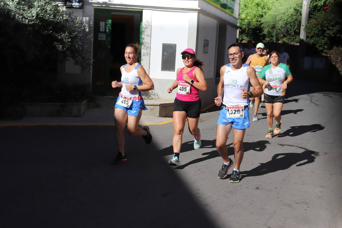 Linares de Riofrío disfruta con el cross de la Honfría