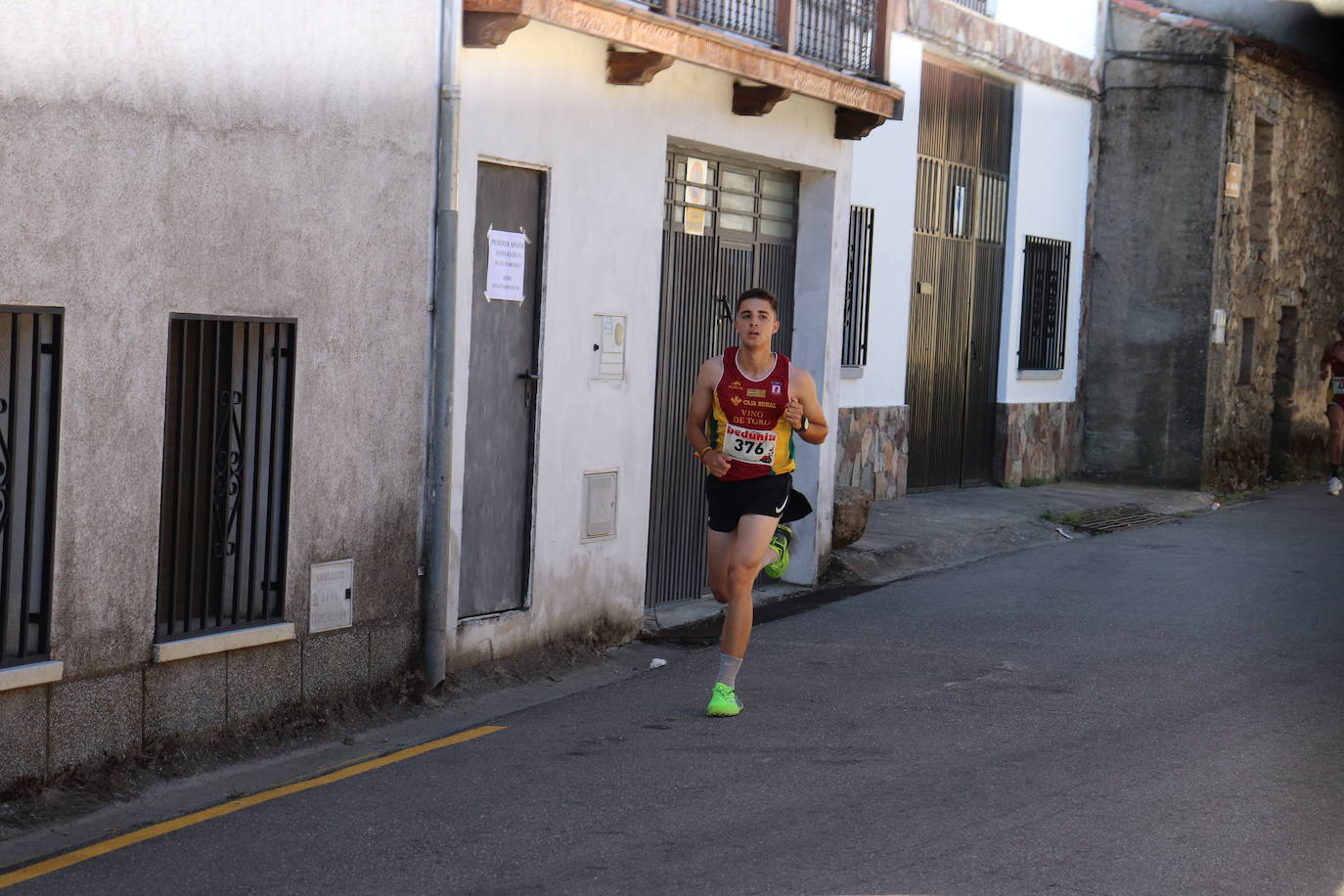 Linares de Riofrío disfruta con el cross de la Honfría