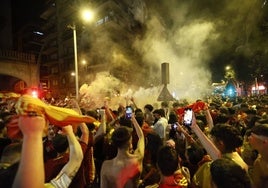 Aficionados en la Puerta Zamora