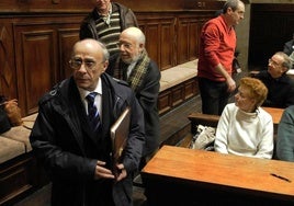 El historiador salmantino Teófanes Egido, en la Universidad de Salamanca.