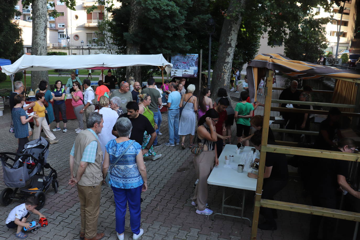 Béjar disfruta de una Noche en blanco con excelentes temperaturas