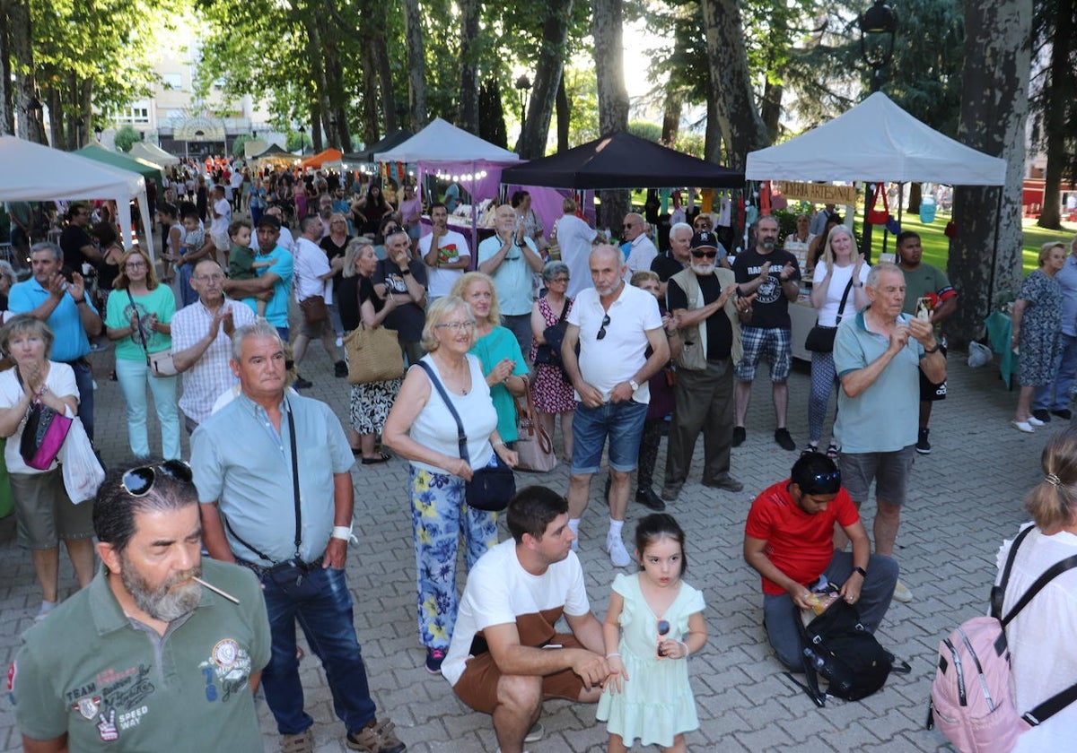 Béjar disfruta de una Noche en blanco con excelentes temperaturas