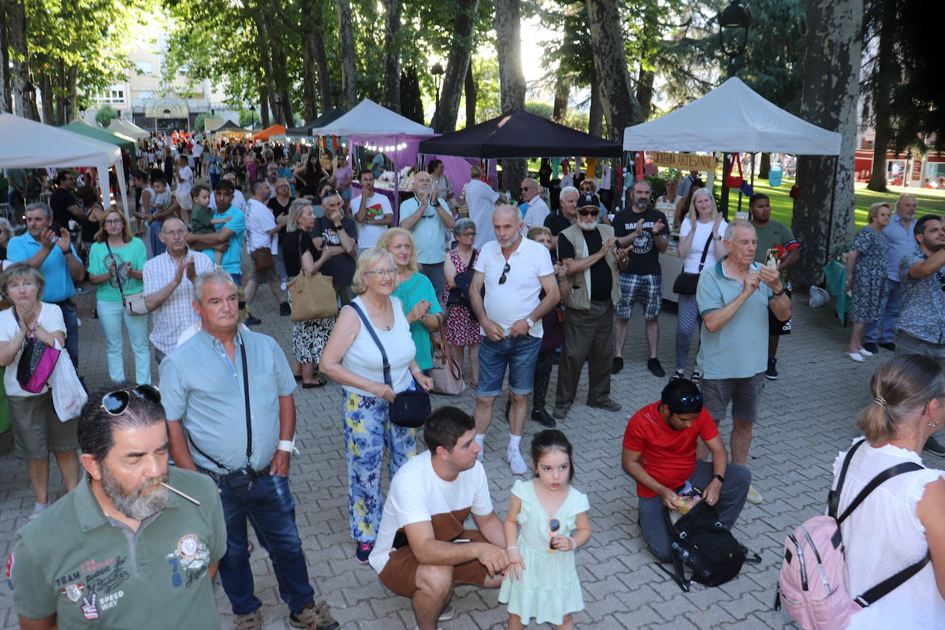 Béjar disfruta de una Noche en blanco con excelentes temperaturas