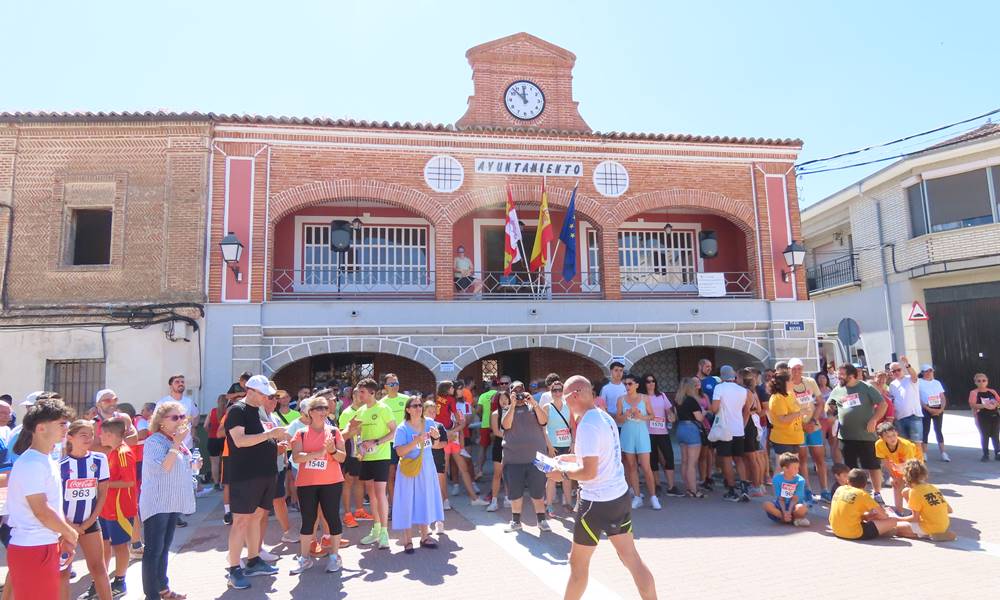 Jesús Ruano y Pilar García quedan primero en la VIII Quedada Running y Marcha Ciclista Solidaria