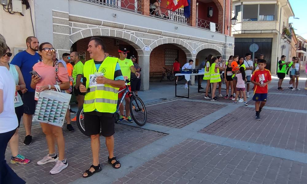 Jesús Ruano y Pilar García quedan primero en la VIII Quedada Running y Marcha Ciclista Solidaria