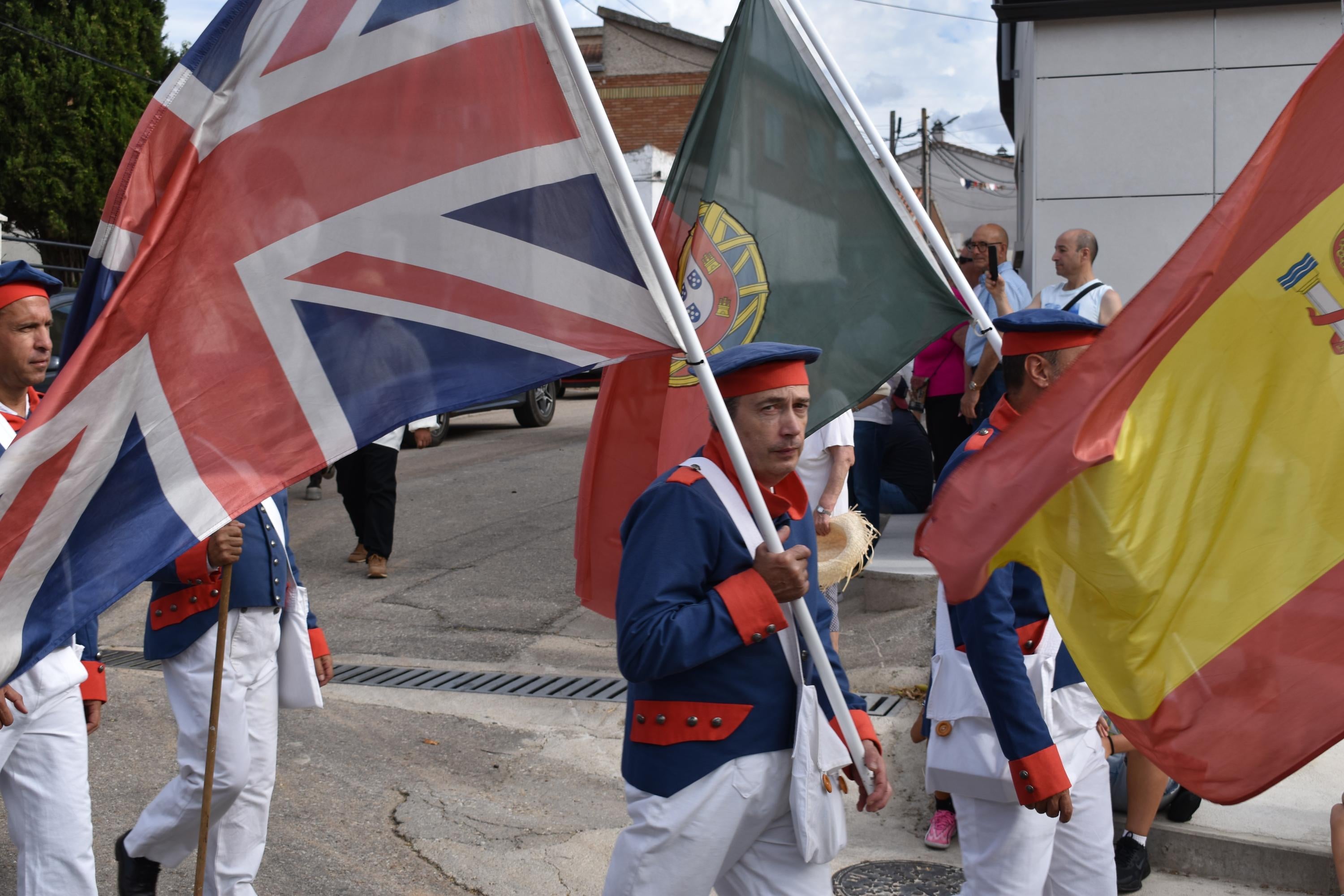 Así ha sido el desfile de época para recordar la batalla de Arapiles de 1812