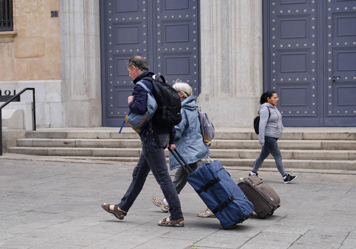 La Junta amplía el plazo para solicitar un viaje con el 'Club de los 60 Navidad'