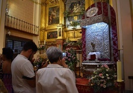 La reliquia de la mano de Santa Teresa ya está en Alba de Tormes