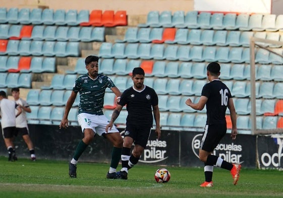 Un encuentro entre el Guijuelo y el Salamanca UDS la pasada temporada