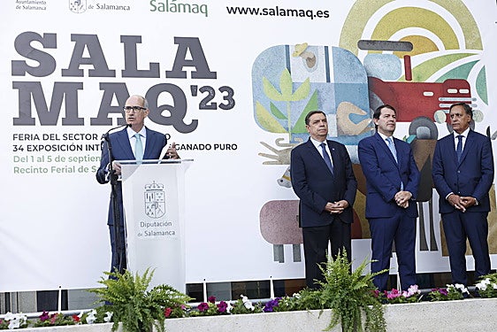 Javier Iglesias, Luis Planas, Alfonso Fernández Mañueco y Carlos García Carbayo, durante la inauguración de Salamaq 2023.