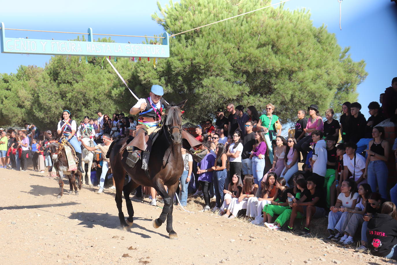 Cespedosa de Tormes honra a la Virgen del Carrascal