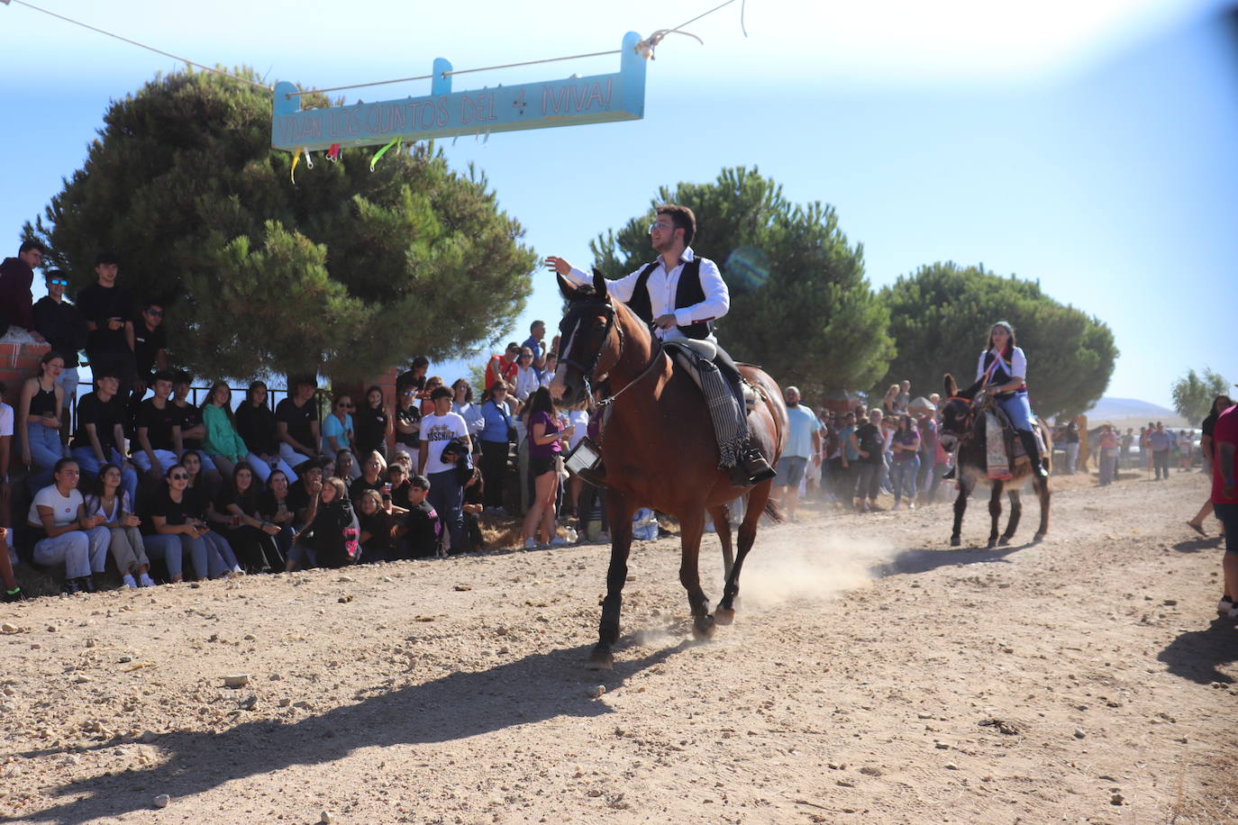 Cespedosa de Tormes honra a la Virgen del Carrascal