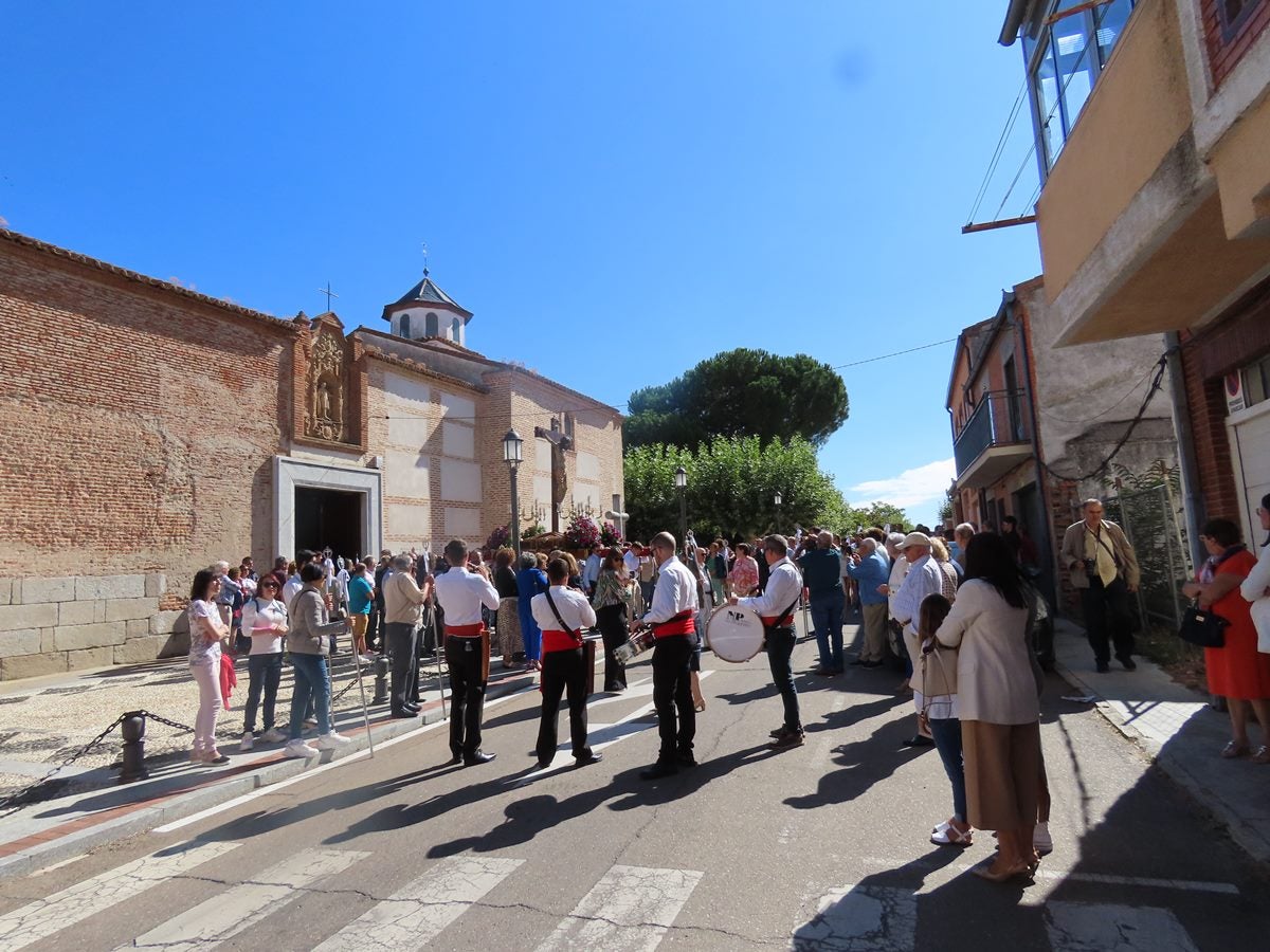 Muestras de devoción al Santo Cristo de la Agonía de San Luis en Peñaranda