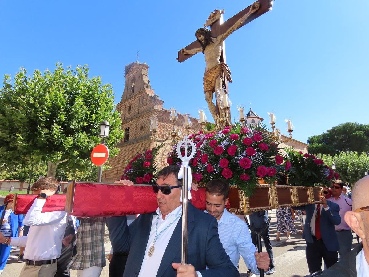 Muestras de devoción al Santo Cristo de la Agonía de San Luis en Peñaranda