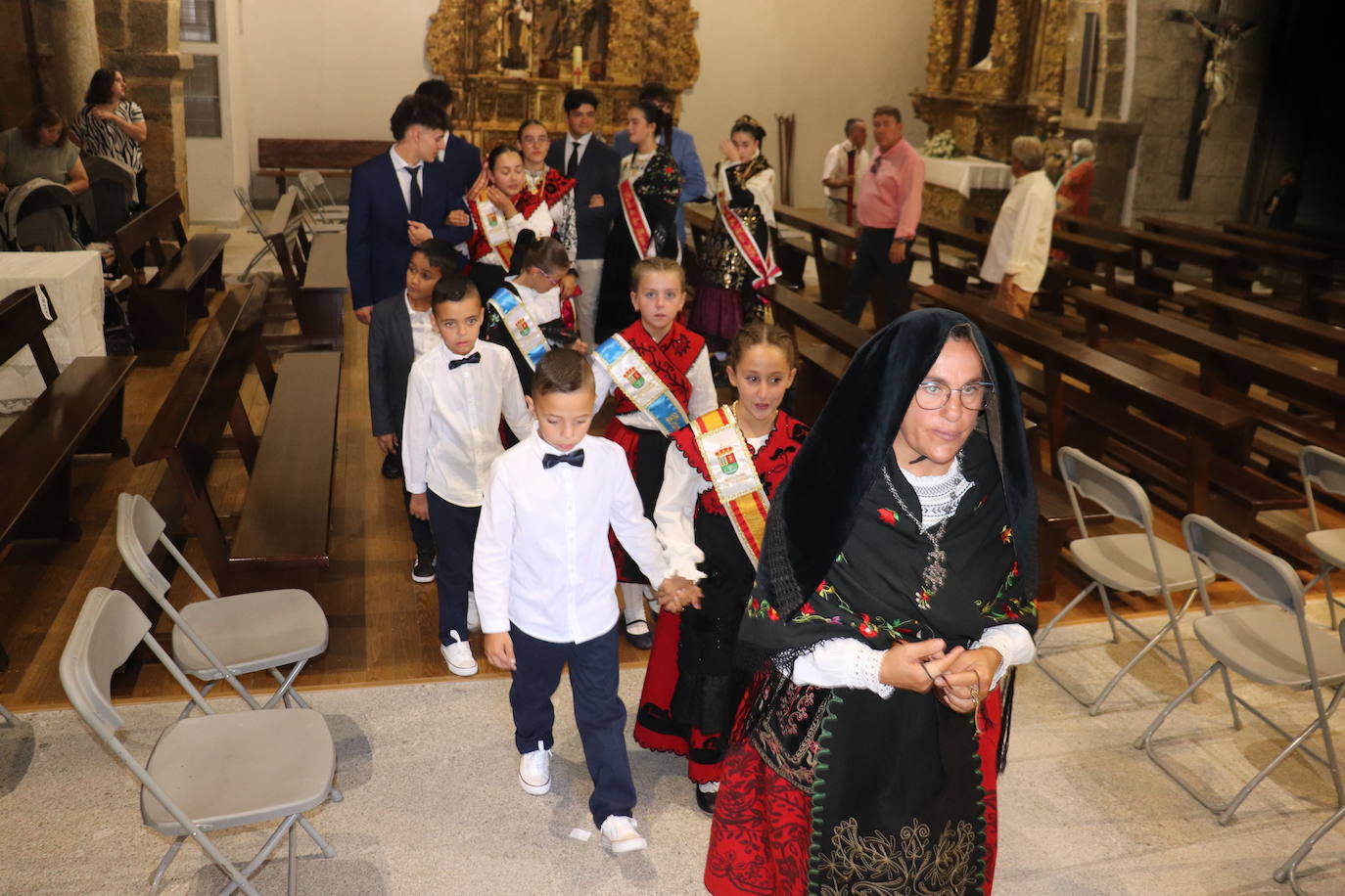 Sones de tradición para honrar a la Virgen del Carrascal en Cespedosa de Tormes
