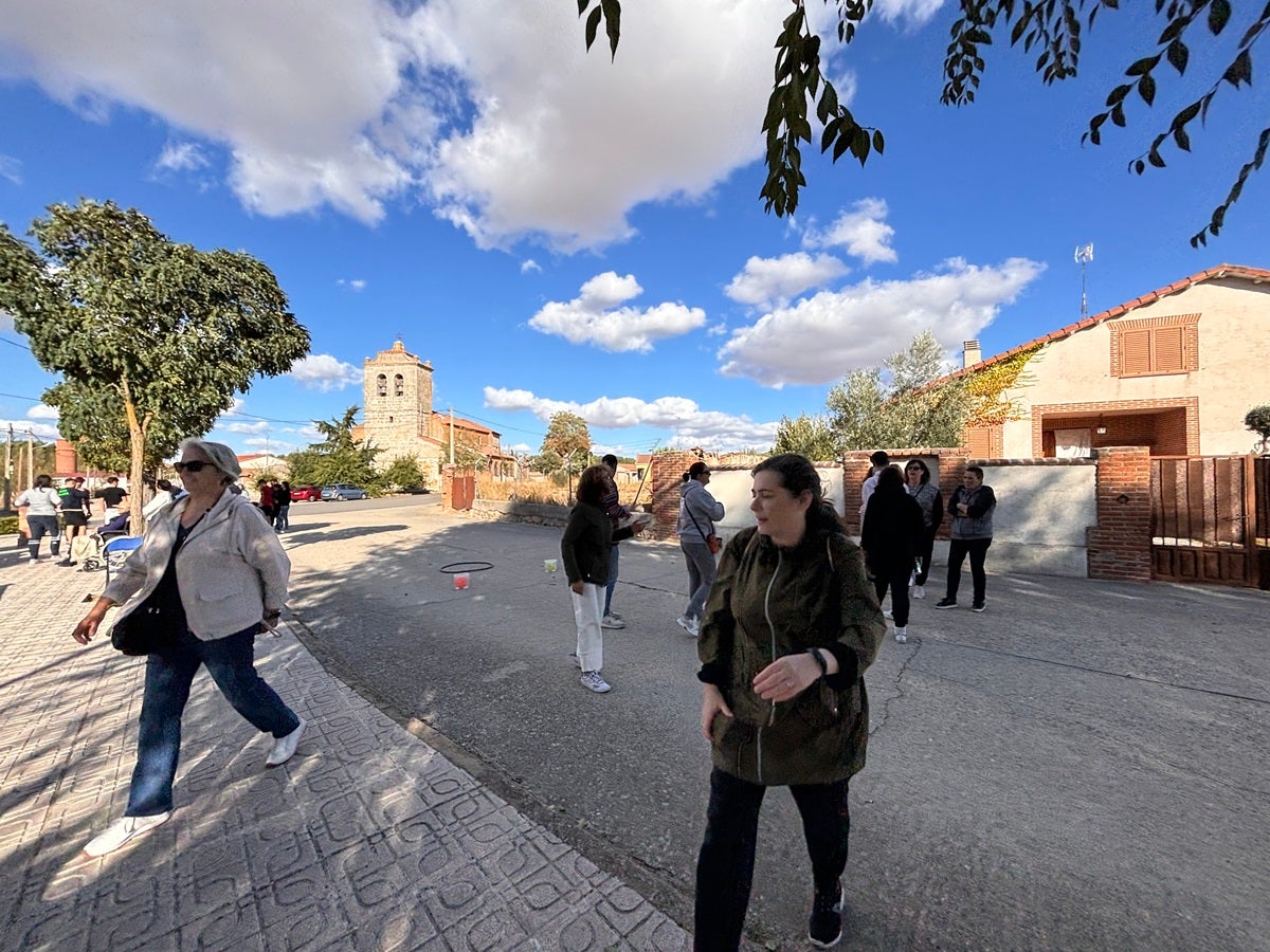 Inicio de fiesta en Nava con acento intergeneracional